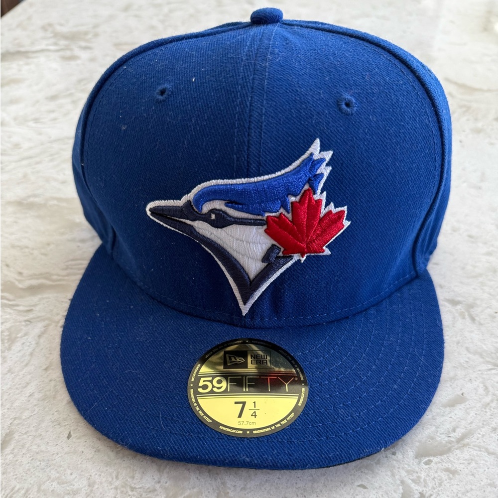 Toronto Blue Jays New Era Full Back 7 1/4 Brand New With Tags!